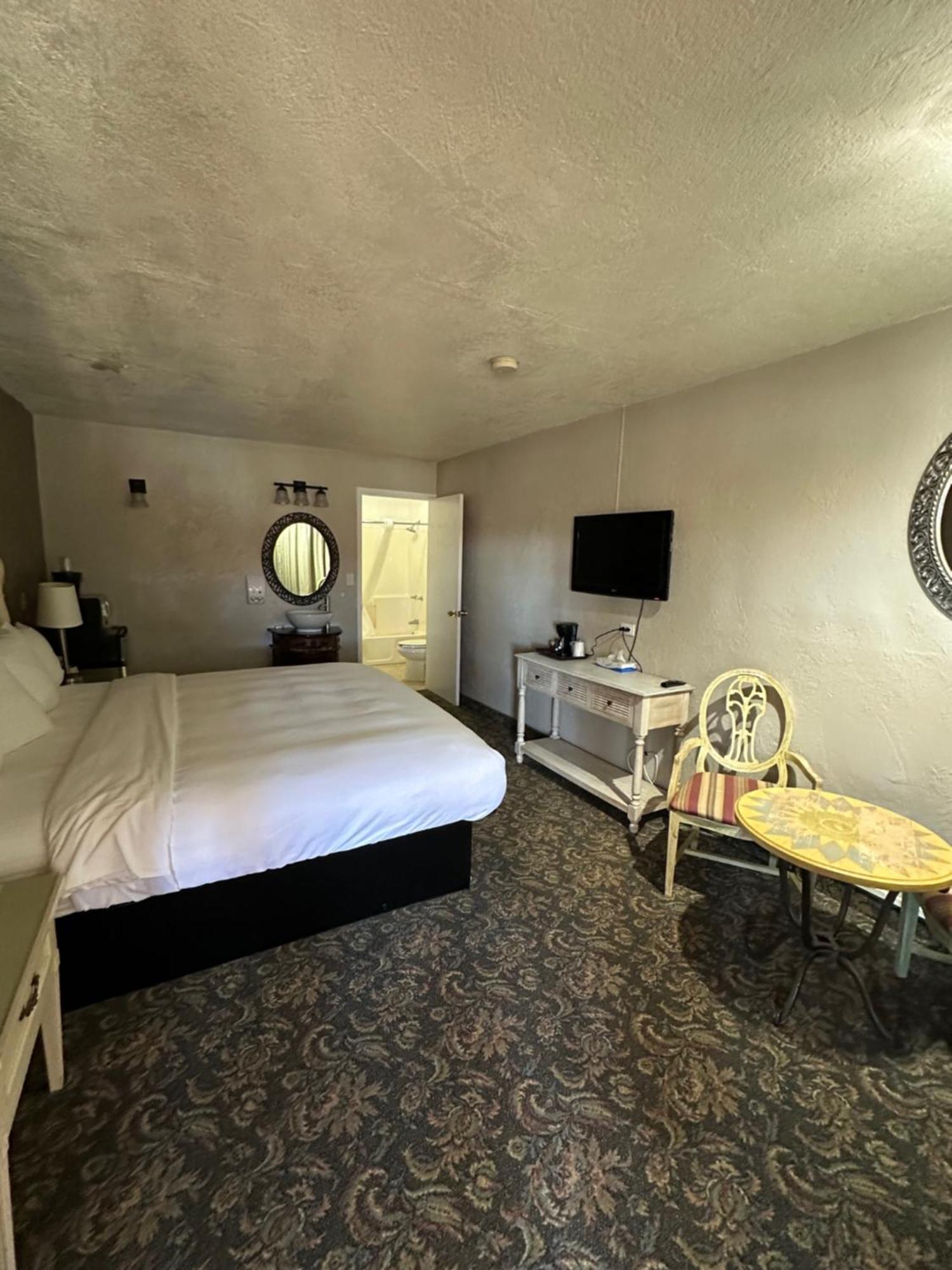 Mexican Hat Lodge Exterior photo